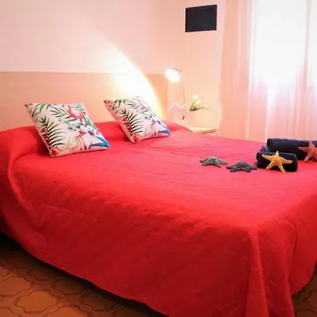 Seaside Flat In A And Quiet Area