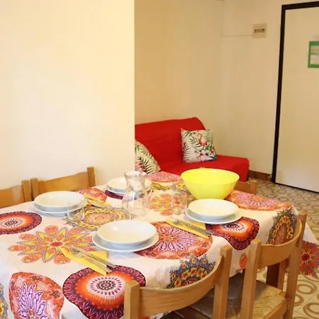 Seaside Flat In A And Quiet Area Appartamento Bibione